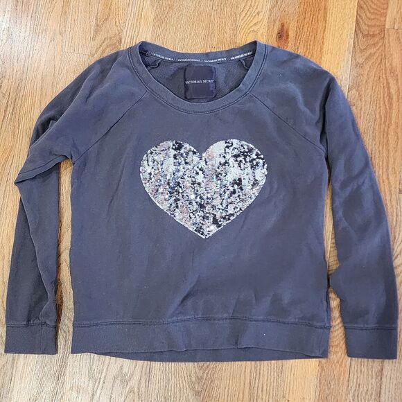 Victoria Secret Sequin Heart Embellished Women's Gray Crewneck Sweatshirt Large - Picture 1 of 6